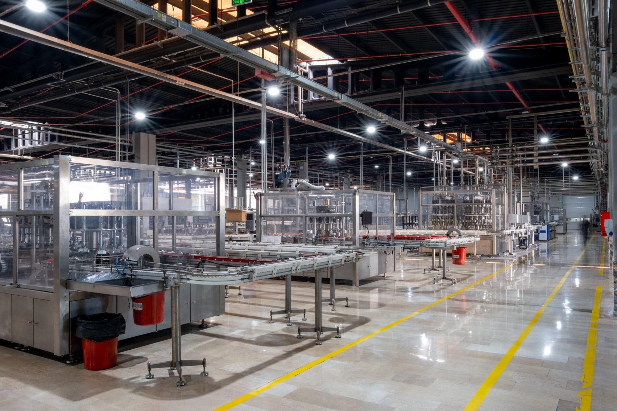 Fully automated production hall