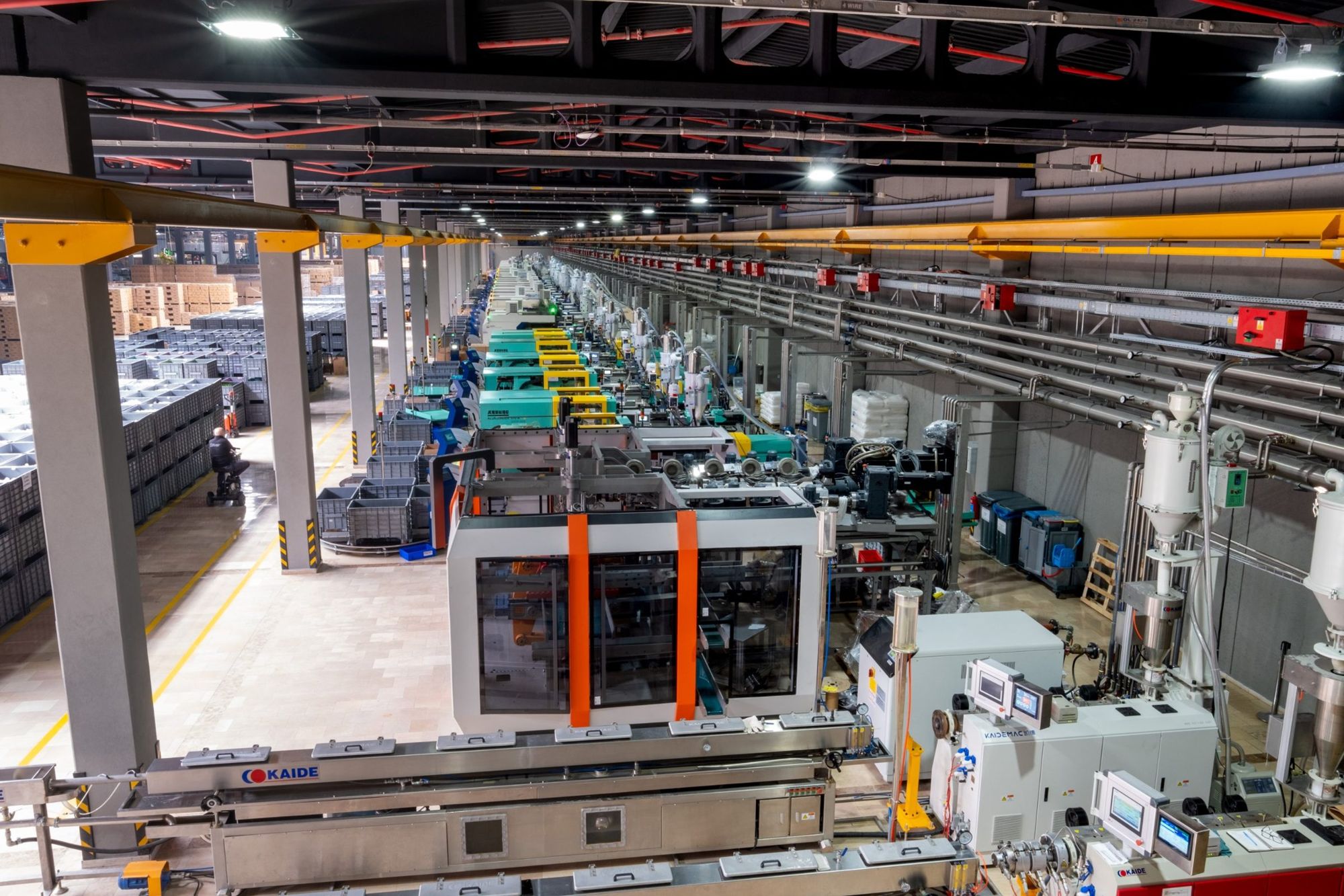 Injection moulding line